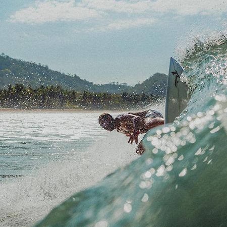 Cocobolo Surf Hotel & School Playa Santa Teresa  外观 照片