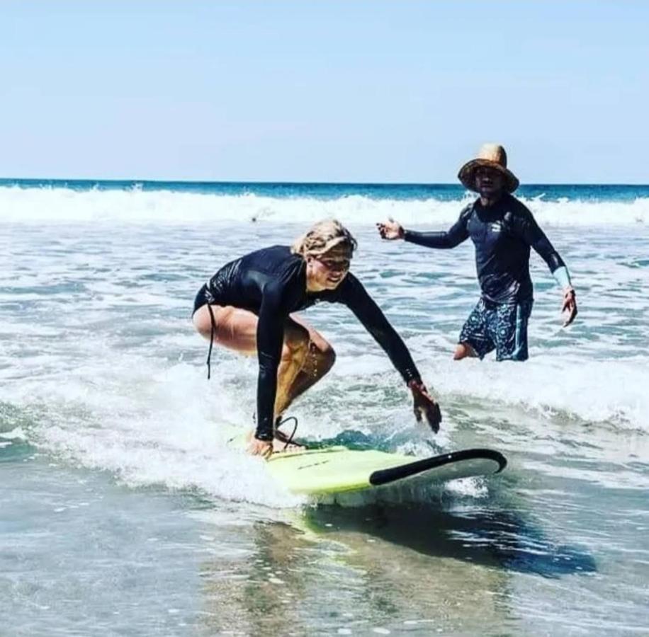 Cocobolo Surf Hotel & School Playa Santa Teresa  外观 照片