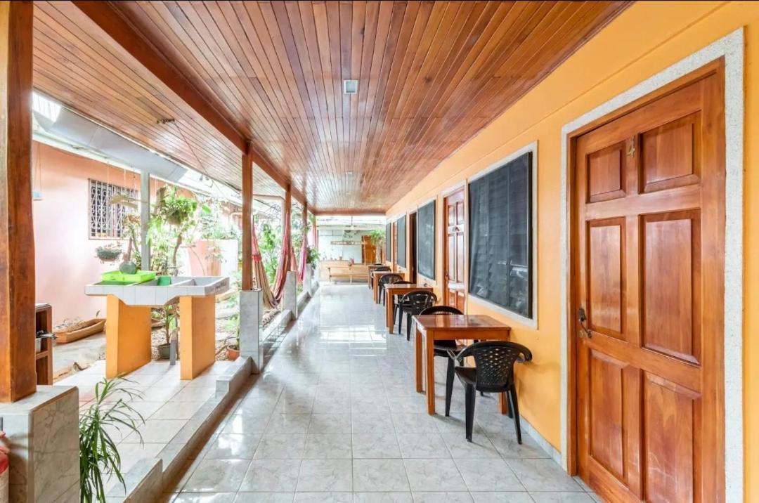 Cocobolo Surf Hotel & School Playa Santa Teresa  外观 照片