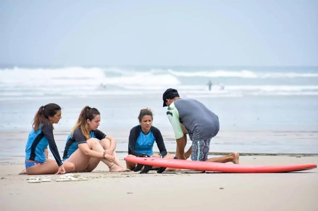 Cocobolo Surf Hotel & School Playa Santa Teresa  外观 照片
