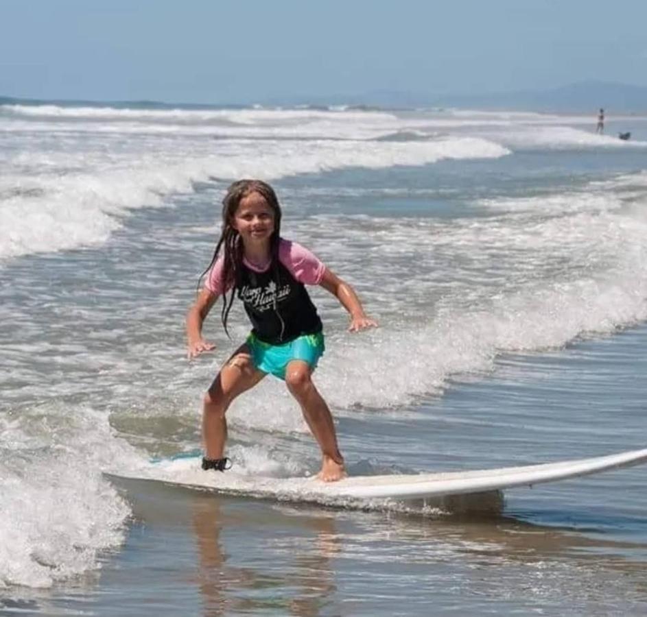 Cocobolo Surf Hotel & School Playa Santa Teresa  外观 照片